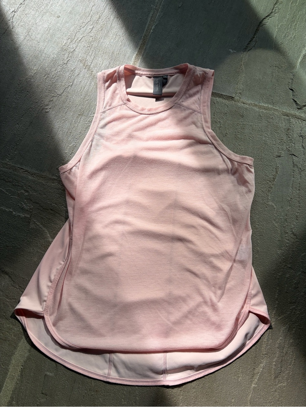 SWEATY BETTY LIGHT PINK TANK TOP!!